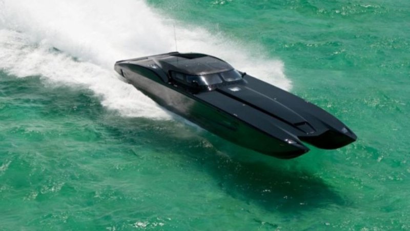 ZR 48 Corvette Boat
