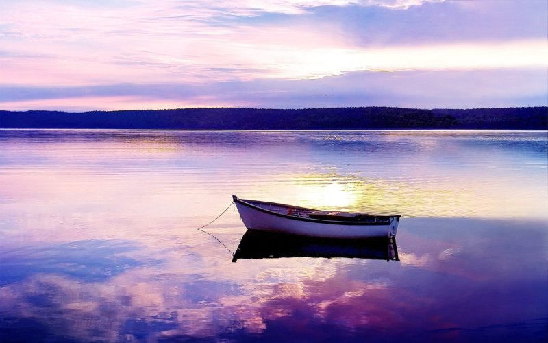 Лодка на воде