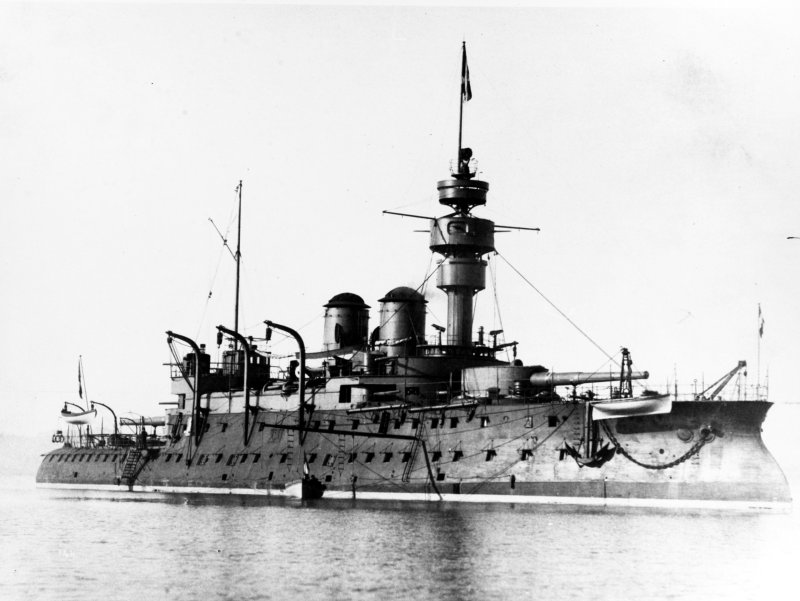 Броненосец береговой обороны amiral Tréhouart