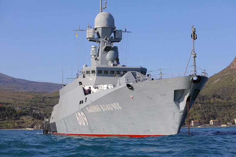 Вышний Волочек корабль