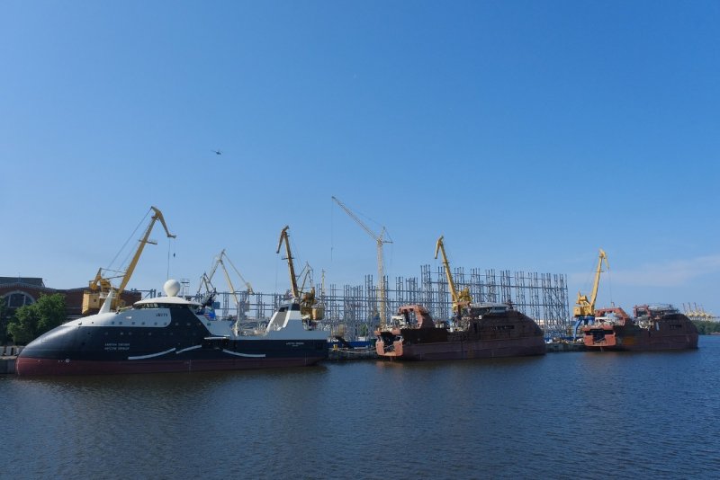 Судоремонтная верфь