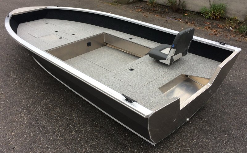 Windboat 4.5 EVO Fisher