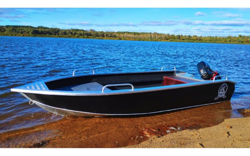 Алюминиевая моторная лодка «Триера 390»