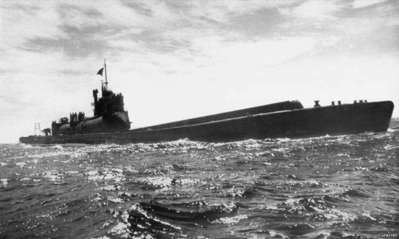 Подводная лодка авианосец i-400