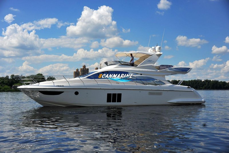 Яхта Azimut 58