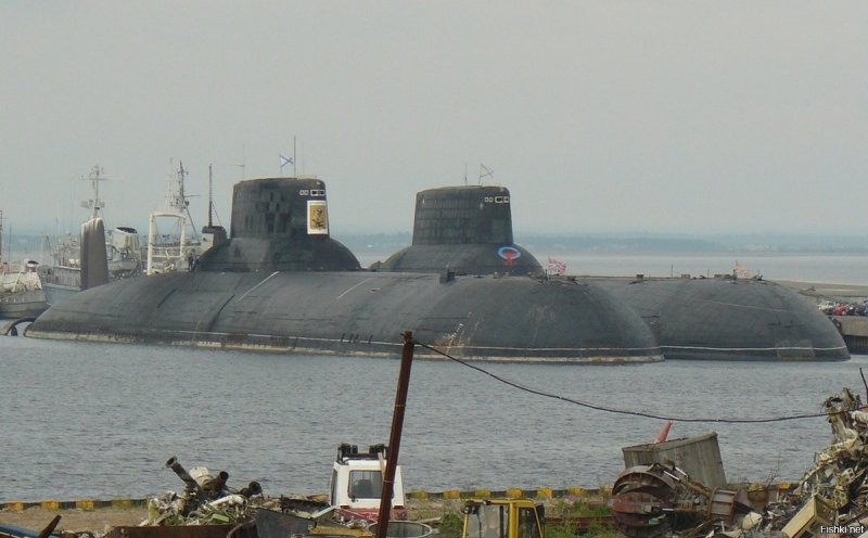 Подводная лодка акула Тайфун