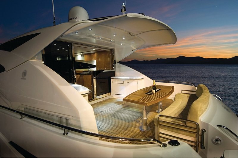 Большой катер