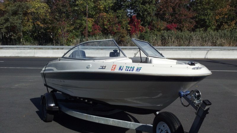 Bayliner Capri 1800