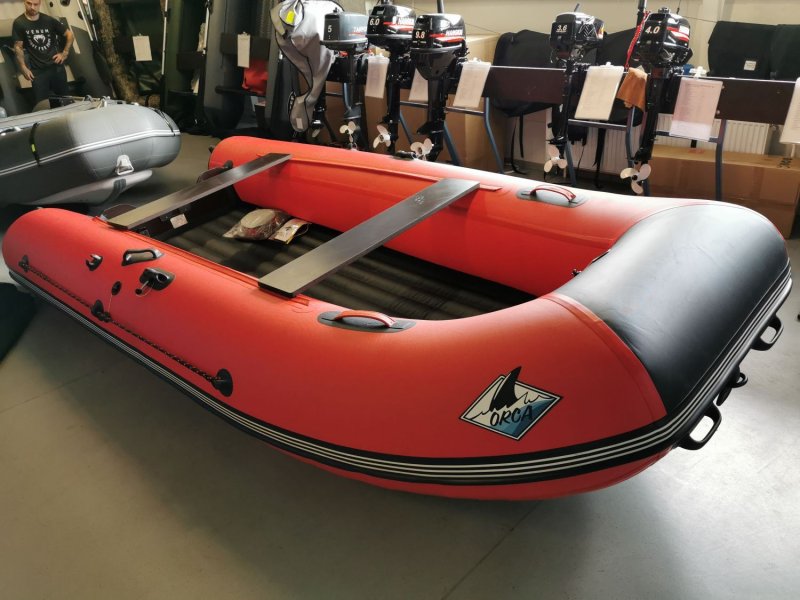 Лодка Orca 410 красно черная