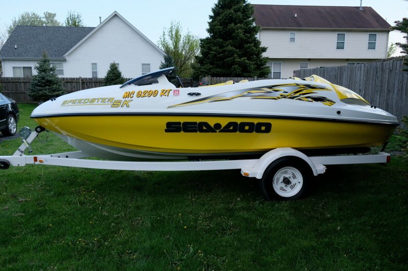 Sea Doo лодка Bombardier