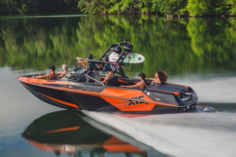 Axis Boat