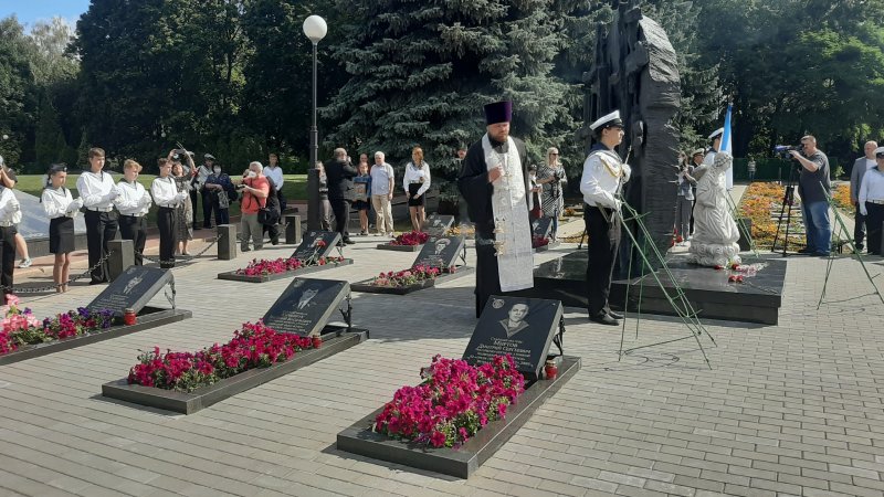 Мемориал памяти павших Курск
