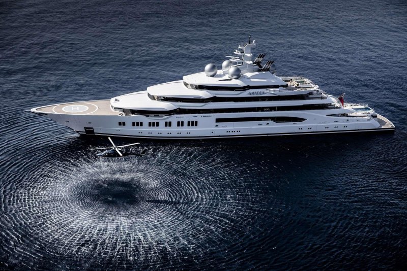 Яхта Lurssen
