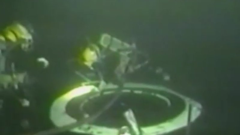 Атомная подводная лодка Курск 2000
