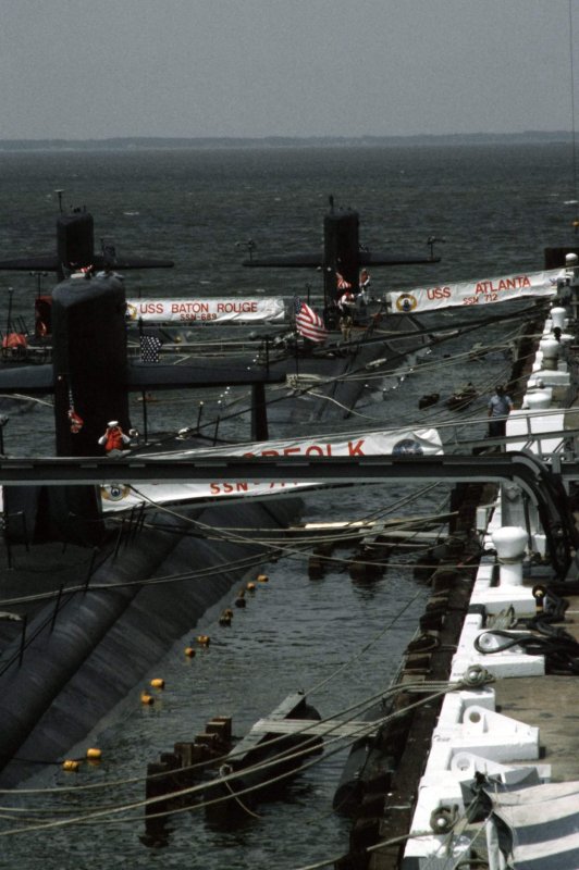 USS Baton rouge SSN-689