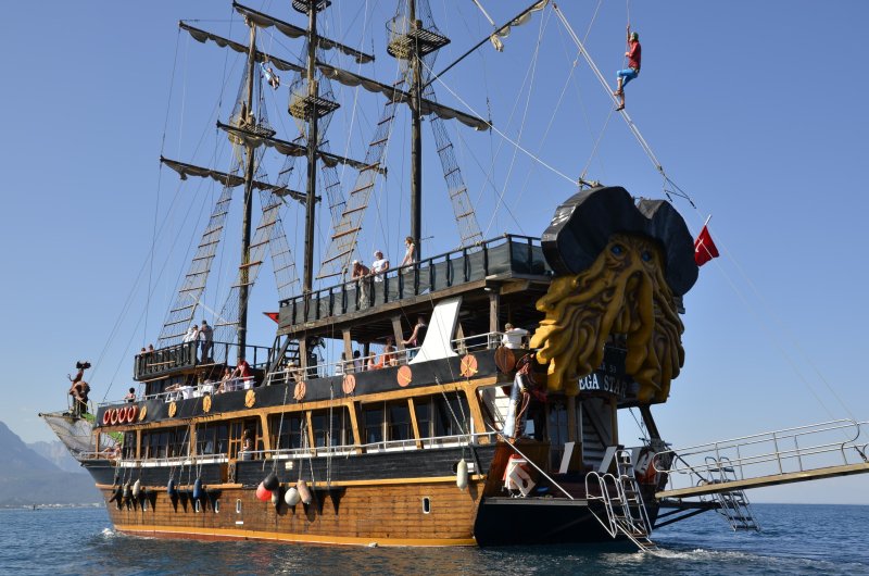 Mega Star Cruise Кемер