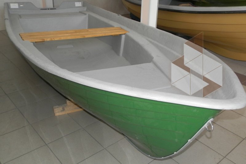 Лодка СЛК 400