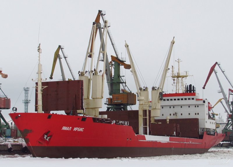 Ямал Кречет судно