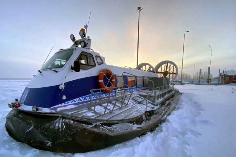 Суда на воздушной подушке Ямал