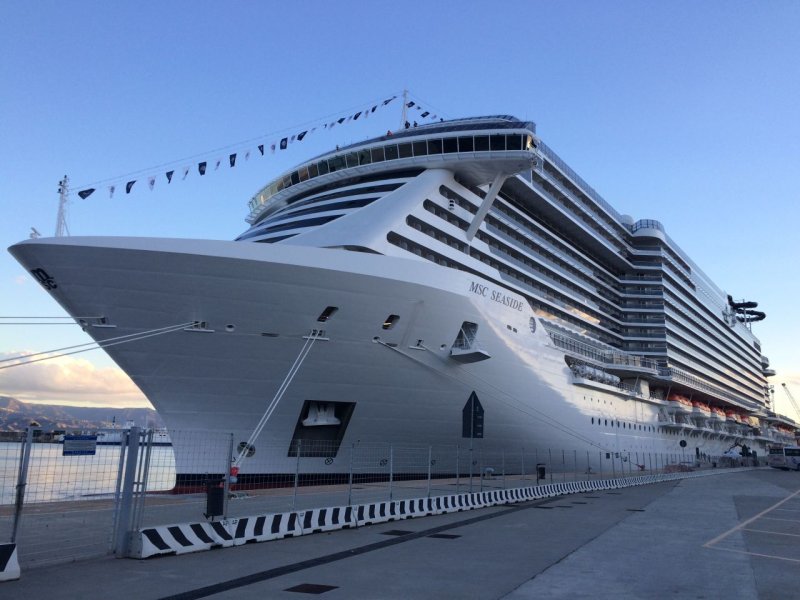 Лайнер MSC Seaside