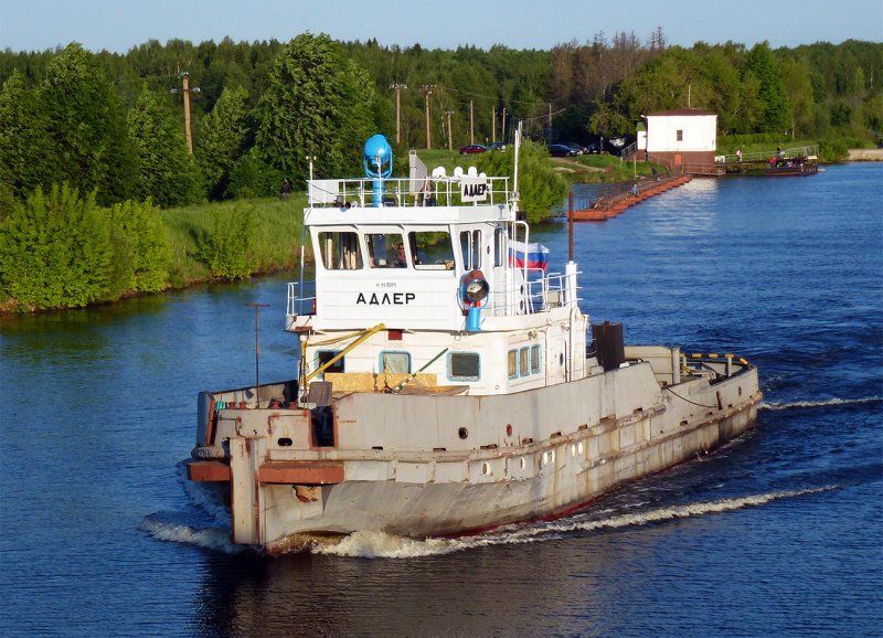 Буксир толкач морской
