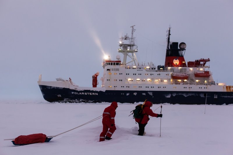 Ледокол RV Polarstern