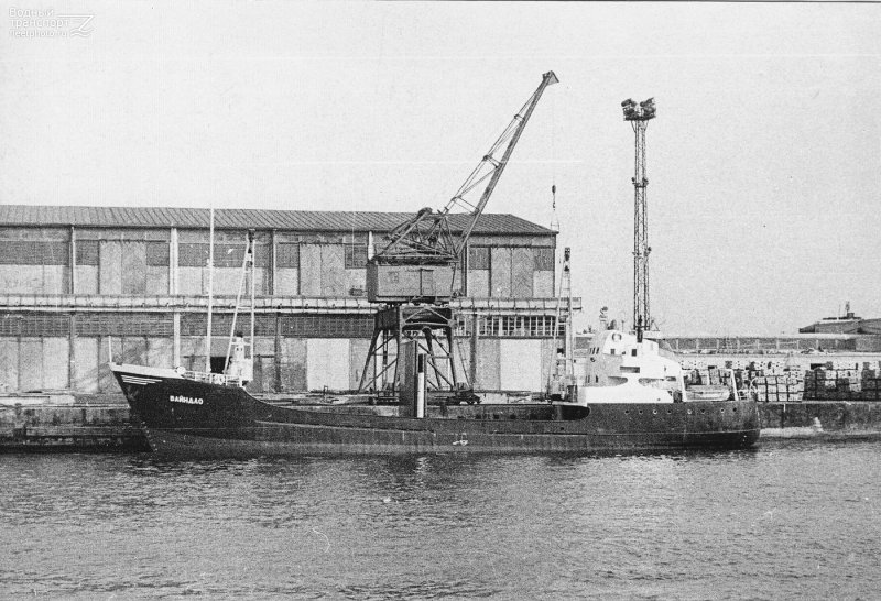 Водный транспорт Речной и морской