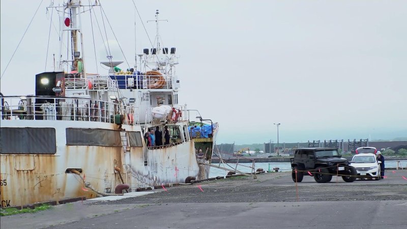Российское судно Амур