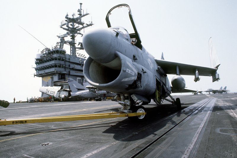 A-7e va-72