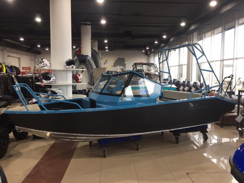 Катер Викинг 4.6f