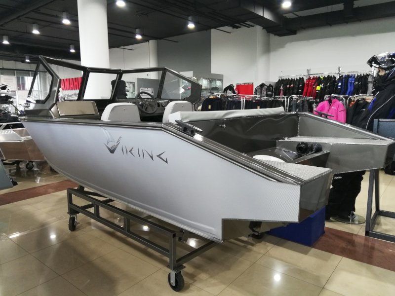 Лодка Викинг 46ф