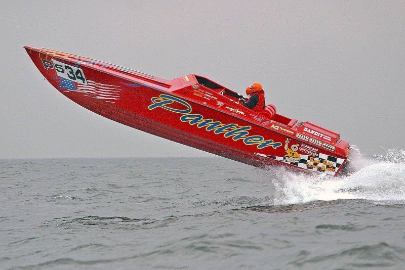 Катер offshore Powerboat