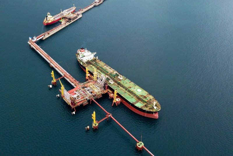 Нефтяной терминал Шесхарис