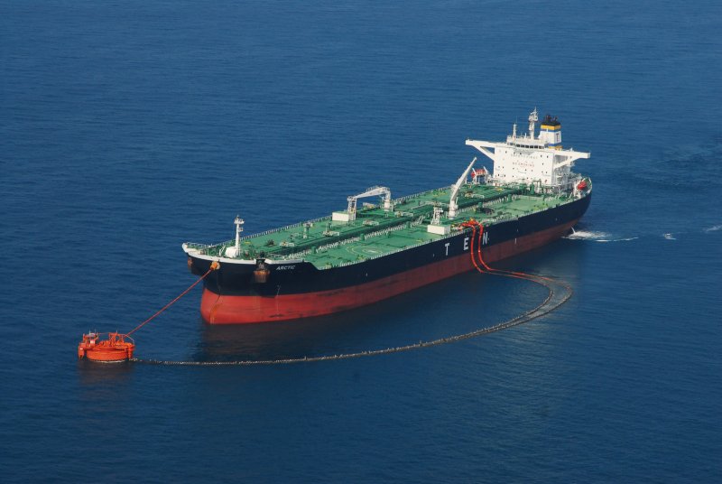 Нефтеналивной танкер Новороссийск