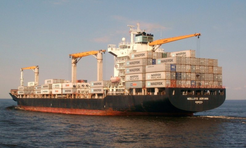 Контейнеровоз «Nedlloyd Barentsz».