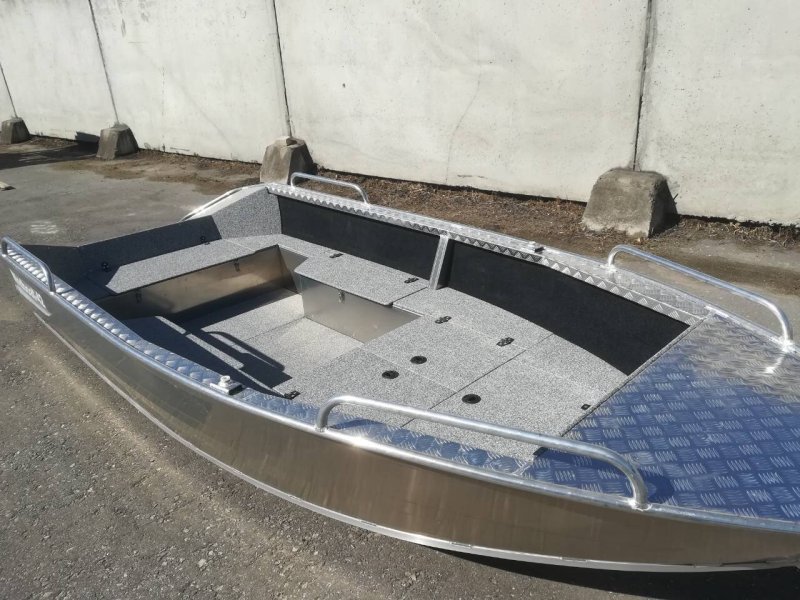 Windboat 420