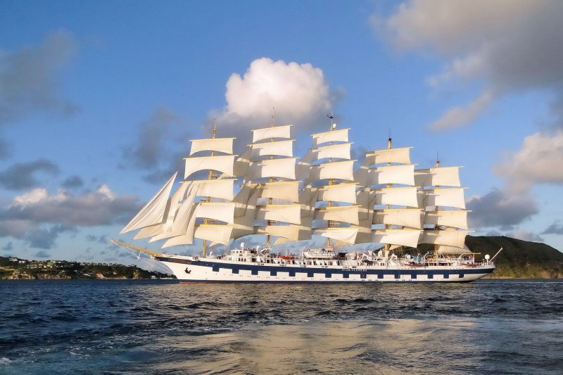 Парусник Роял клипер «Royal Clipper»