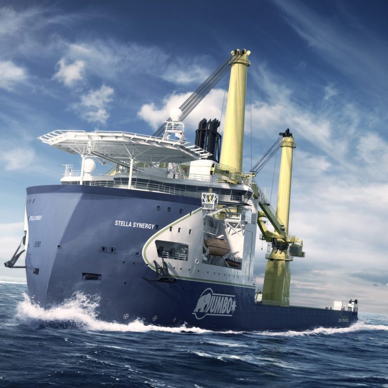 Heavy-Lift dp2 Vessel