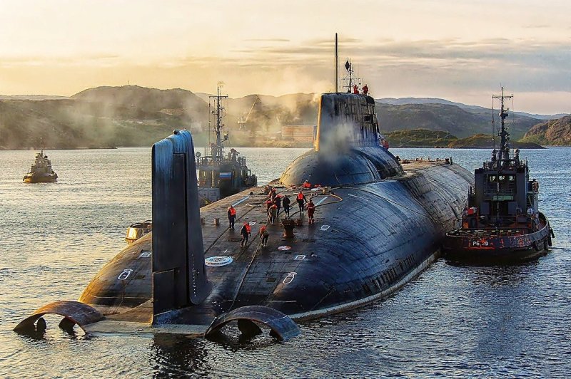 Подводная лодка акула