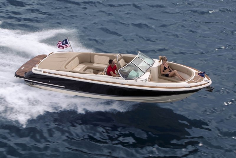 Катер Chris Craft Launch