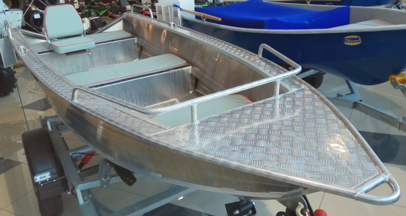 Wyatboat-390 c
