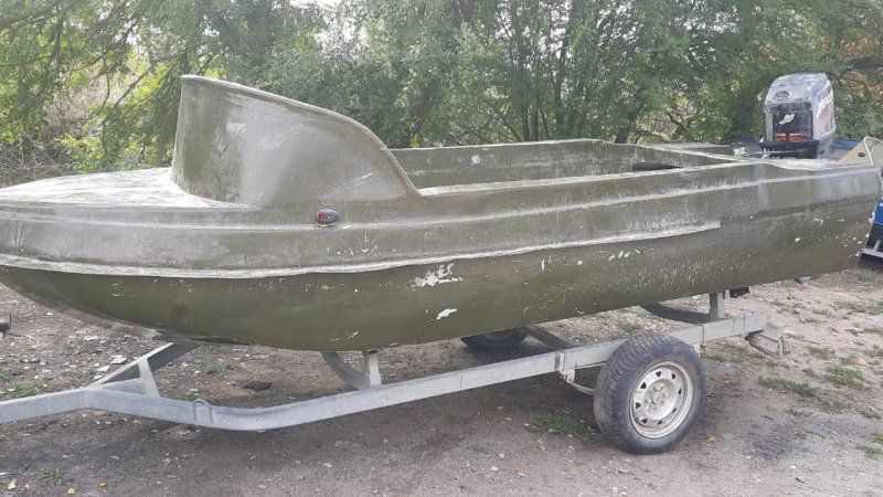 Лодка с мотором