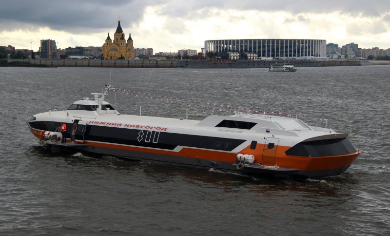 Судно Метеор 120р