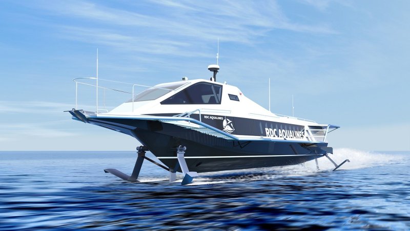 Моторная яхта на подводных крыльях