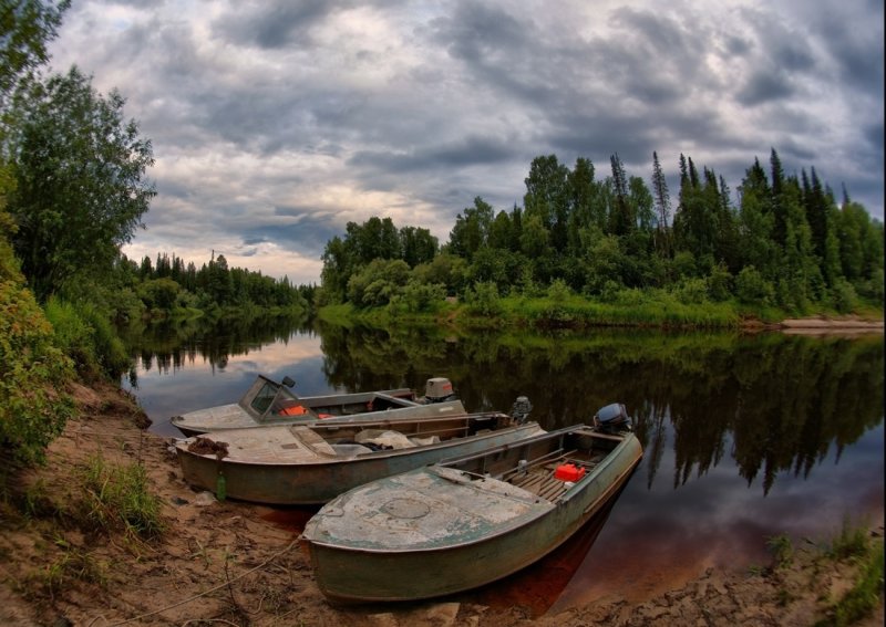 Лодка в деревне