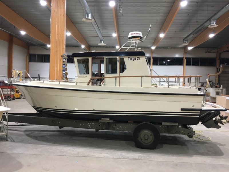 Финский катер Targa
