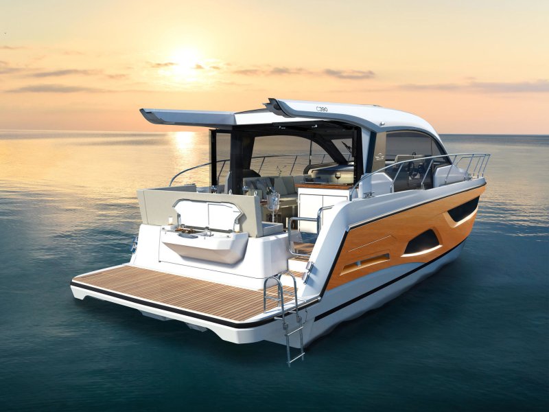 Sealine 390 яхта