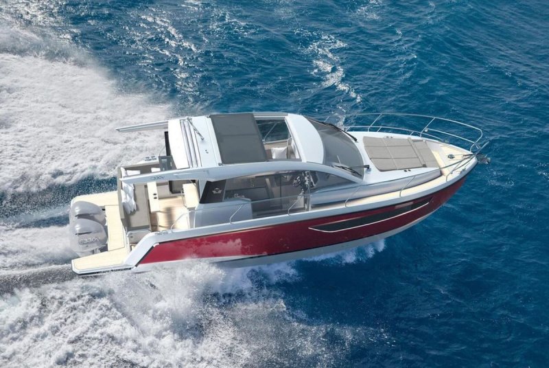 Моторные яхты Sealine