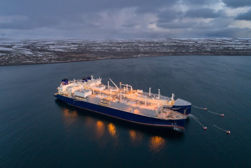 Морской перегрузочный комплекс сжиженного природного газа