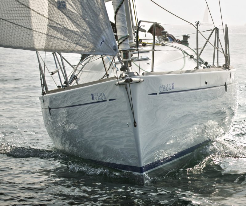 Hull bowsprit bobstay